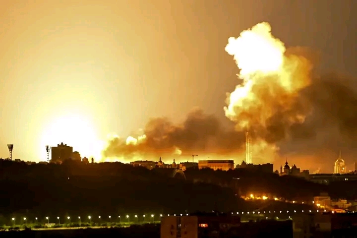 BREAKING: Zelensky’s Bunker LOSES POWER During Russian airstrikes Overnight